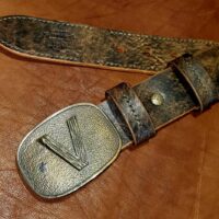 Belt "V" Chernyshev`A WORKSHOP Изделия из кожи ручной работы, сделано с душой Автор: Чернышёв Андрей, г. Смоленск Магазин: https://marketcraft.ru/Chernyshev`A