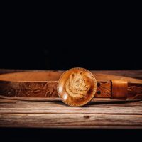 SoseDKrafT,Эксклюзивные изделия из натуральной кожи ручной работы. Мы с удовольствием воплотим Ваши самые смелые идеи в изделиях из кожи. Вместе с Вами мы создадим изделие, которое будет только у Вас!https://marketcraft.ru/store/sosedkraft