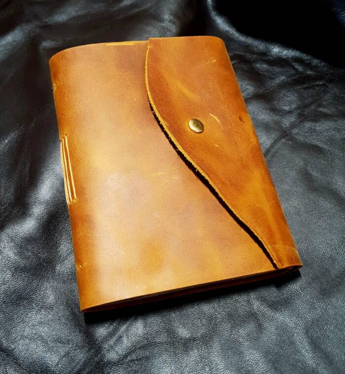 Notepad book A6 "Simple" Chernyshev`A WORKSHOP Изделия из кожи ручной работы, сделано с душой Автор: Чернышёв Андрей, г. Смоленск Магазин: https://marketcraft.ru/Chernyshev`A