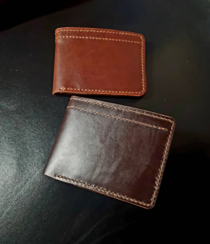 Bifold wallet "Recruit" Chernyshev`A WORKSHOP Изделия из кожи ручной работы, сделано с душой Автор: Чернышёв Андрей, г. Смоленск Магазин: https://marketcraft.ru/Chernyshev`A