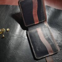Bifold wallet "Classic" Chernyshev`A WORKSHOP Изделия из кожи ручной работы, сделано с душой Автор: Чернышёв Андрей, г. Смоленск Магазин: https://marketcraft.ru/Chernyshev`A
