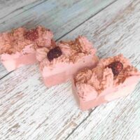 Marshmallow Peony Lucky Fox Soap Твое идеальное мыло, 100% натуральное Автор: Решетникова Елена, г. Екатеринбург Магазин: https://marketcraft.ru/store/lucky-fox/